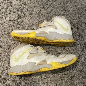 Nike lebron soldier 7